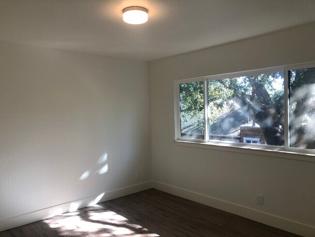 Dormitorio principal - 318 Elwood St Unidad 3