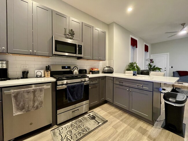 Photo - 1725 N Honore St