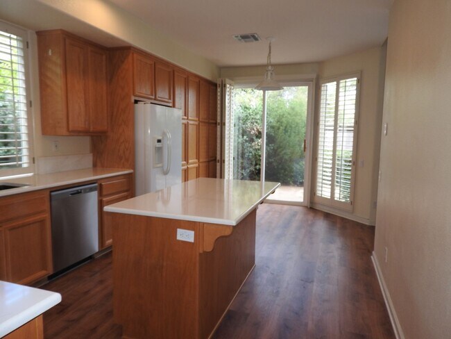 Photo - Beautiful Serrano Home - Single Story!