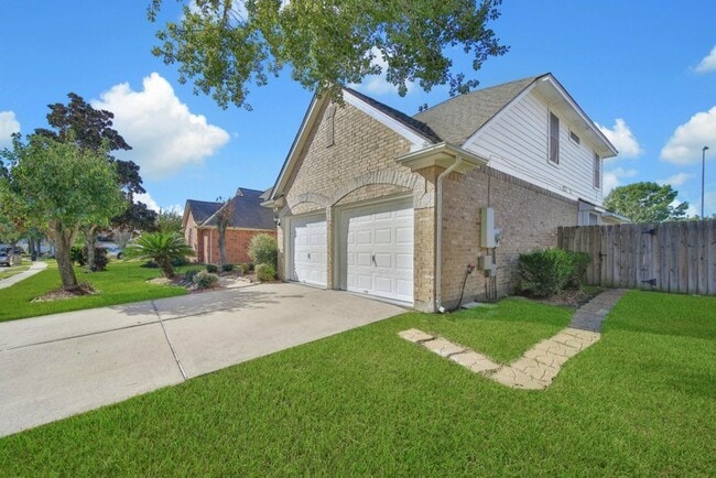 Photo - 522 Jay's Ln