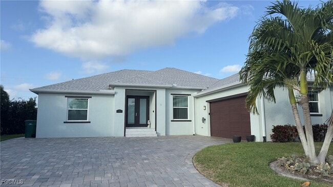 Building Photo - 131 S Bahama Ave Rental