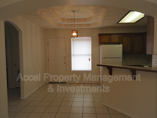 1803 S Ironwood St Unit #4