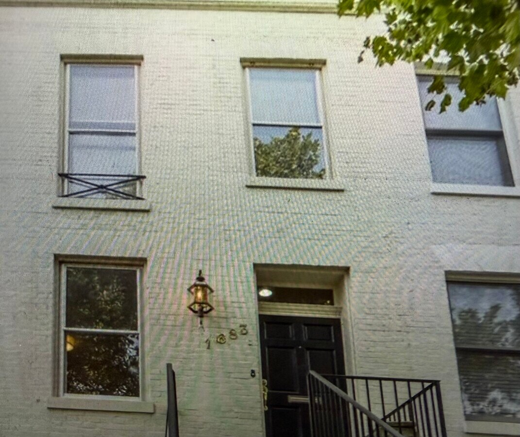 Photo - 1683 35th St NW