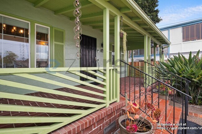 Photo - 3606 Barrett Ave