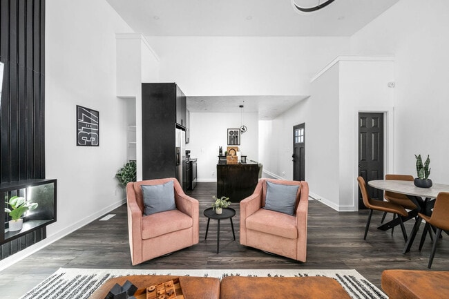 Photo - 337 Sanders St Unit ID1322532P