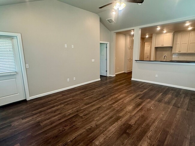 Photo - Beautiful 2 Bed 2 Bath!
