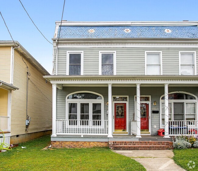 Building Photo - 1319 Decatur St Rental