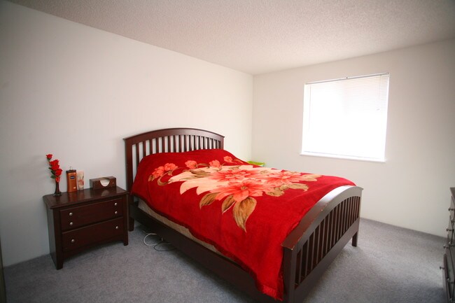 Hood Brook Apartments
