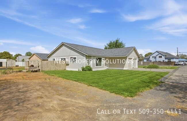 Photo - 933 E Hill Ave