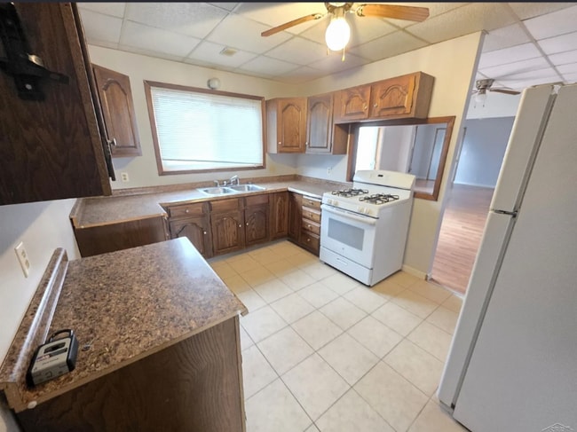 Photo - 3232 Court St