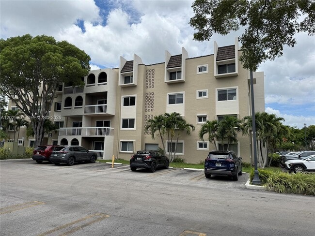 Building Photo - 7800 Camino Real Unit H-213