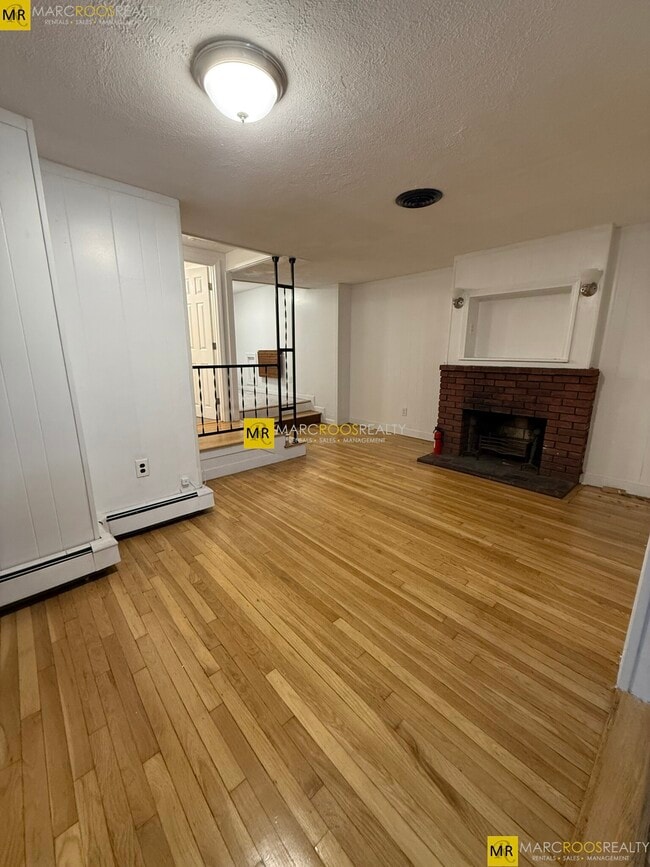 Building Photo - 479 Commonwealth Ave Rental