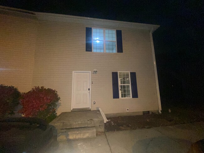 Room in Duplex on Beck St