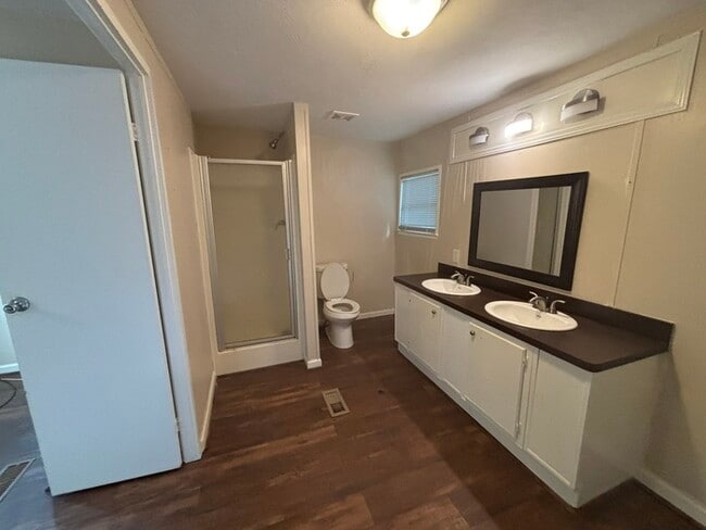 Photo - Triangle Mobile Home Park