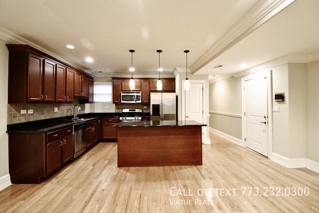 Photo - 5528 S Indiana Ave Unit G