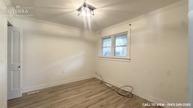 Photo - 211 Emerson Av