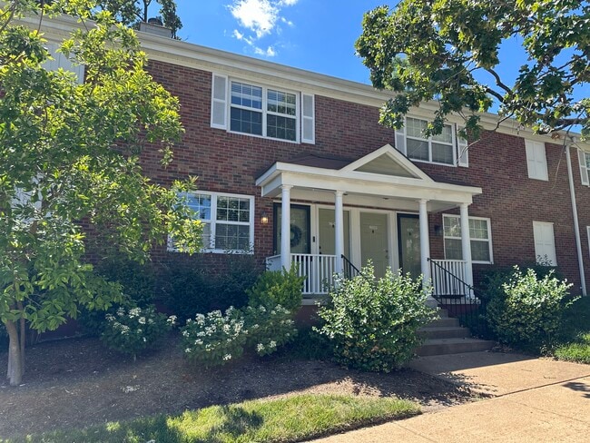 Photo - 1605 Thrush Ter Unidad 1605