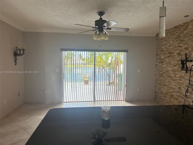 Photo - 14839 SW 9th Ln