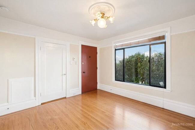 Photo - 1421 Clayton St Unit A