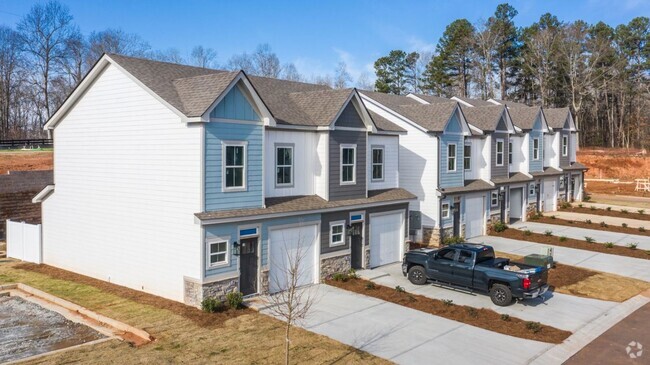 Building Photo - Luxury Townhome in Chimney Oaks!