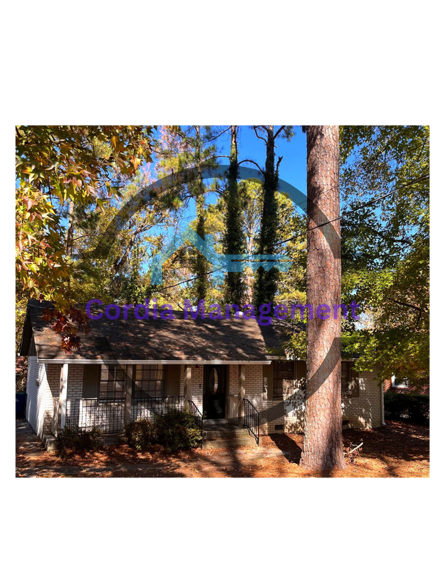 Building Photo - ALL ELECTRIC 3 BR 1.5 Bath Home in College Park