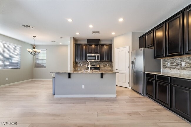 Photo - 4742 San Marcello St