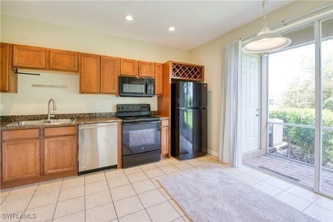 Photo - 9774 Roundstone Cir