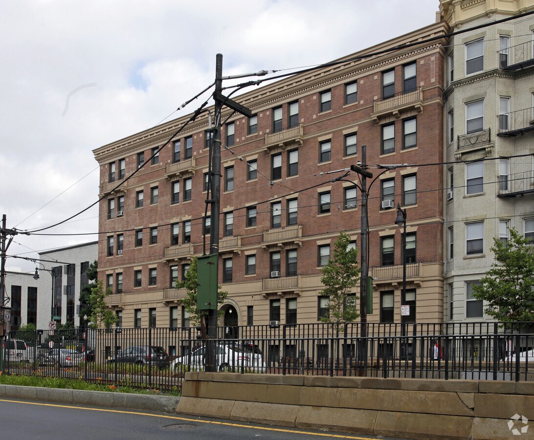 Photo - 337 Huntington Ave