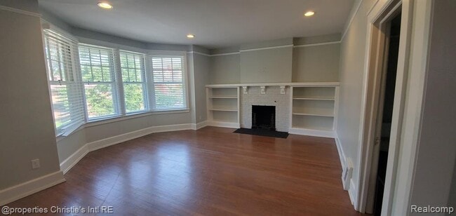 1071 Van Dyke St Unidad 2