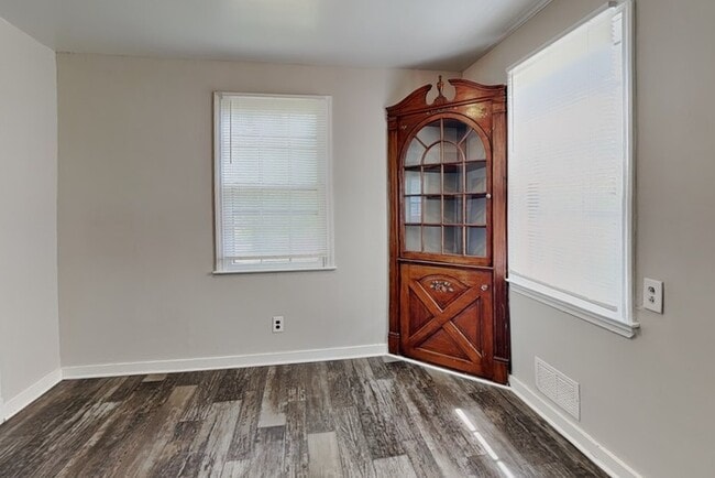 Photo - 7413 Marston Rd
