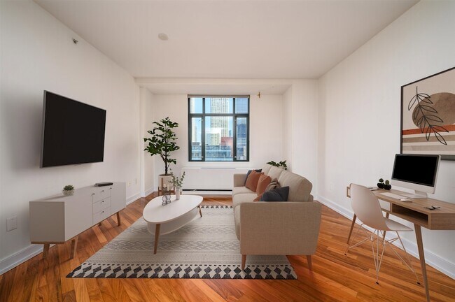 Photo - 105 Greene St