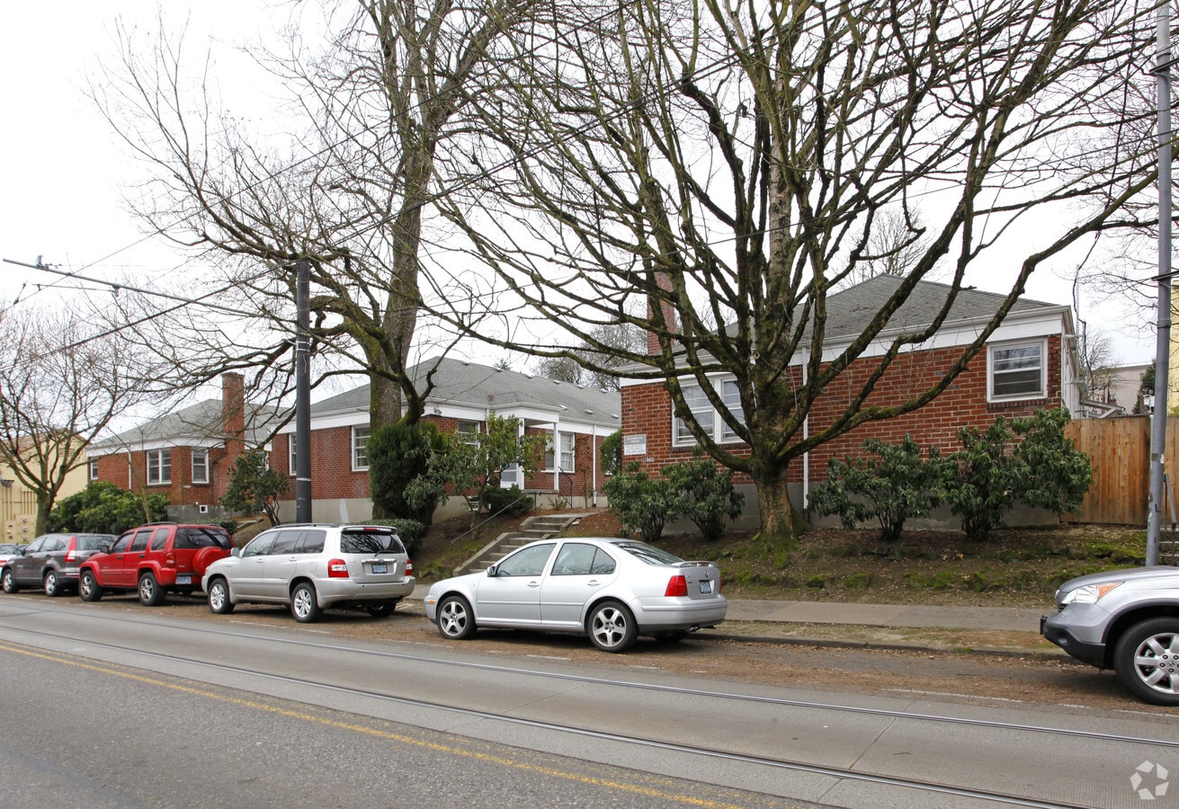 Photo - Elephant Court Apartments