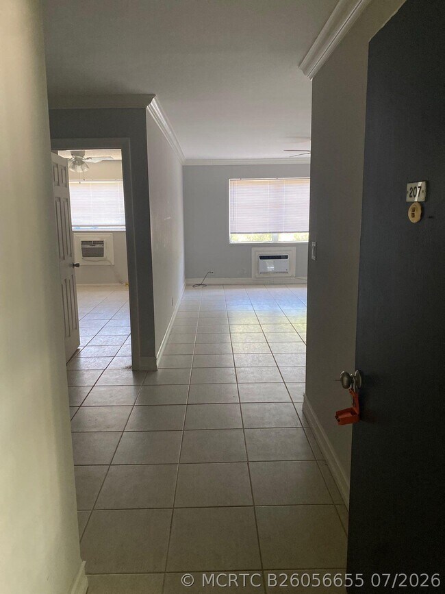 Photo - 1150 E Sample Rd Unit 207