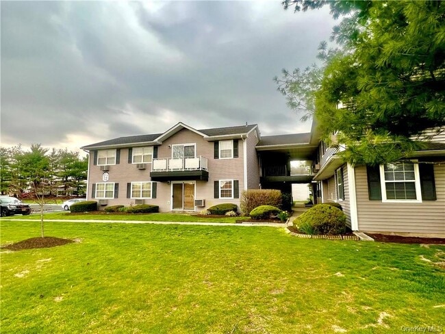 Building Photo - 100 Hillside Dr Unit E16 Rental