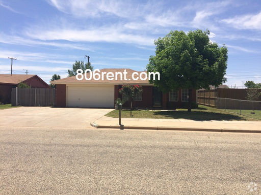 Building Photo - Available Now! Rental