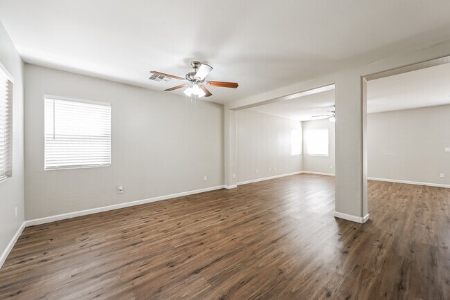 Photo - 11565 W Brown St