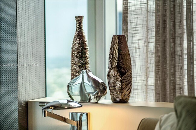 Photo - 475 Brickell Ave Unit 5013