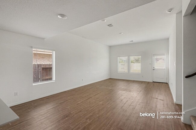 Photo - 21523 Casavatore Dr