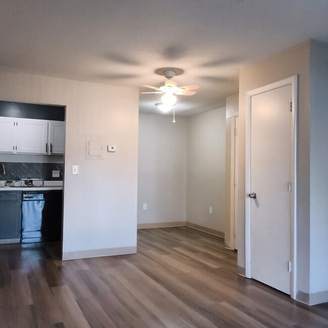 Building Photo - 180 Fulton St Unit 9