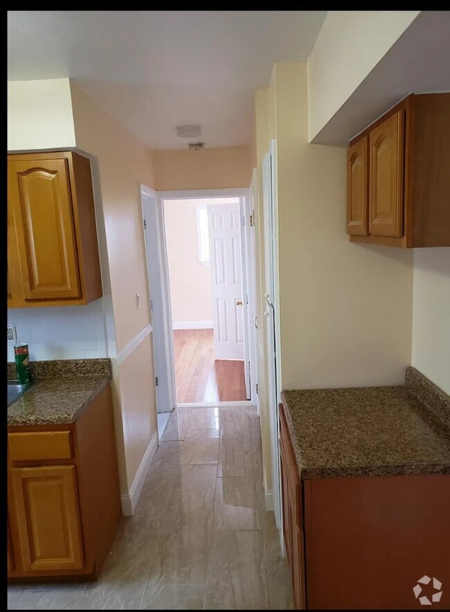 Building Photo - 23904 149th Ave Unit 1Flr Rental