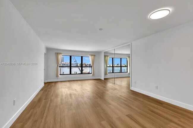 Photo - 200 Golden Isles Dr Unit 203