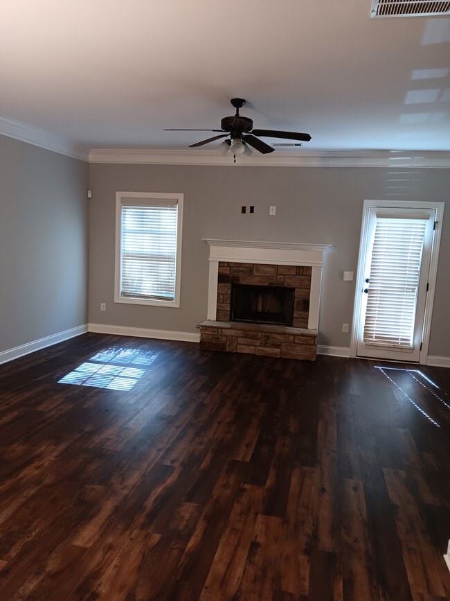 Photo - 173 Putters Dr