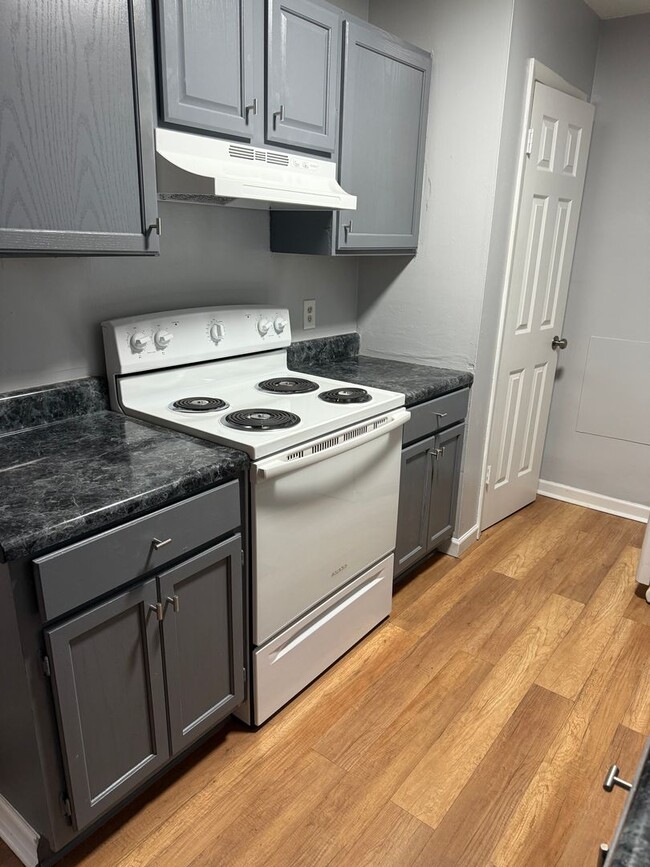 Photo - UPDATED 3 bedroom