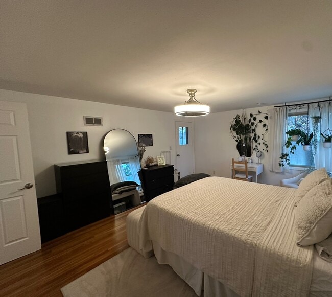 Photo - 4945A S Lake Dr