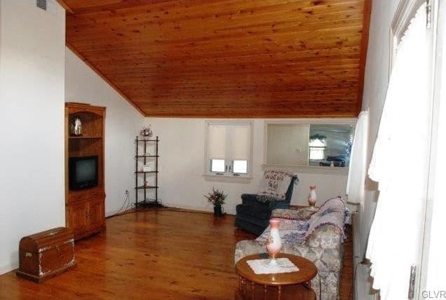 living Room - 62 E Station Ave Unit 2