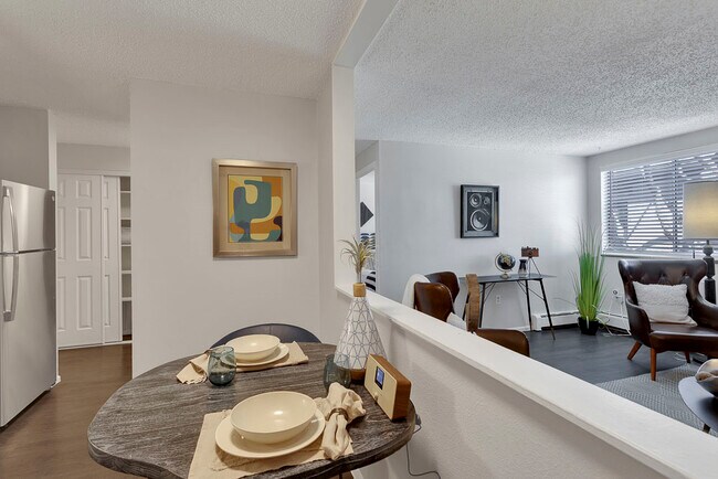 Photo - 1430 Humboldt