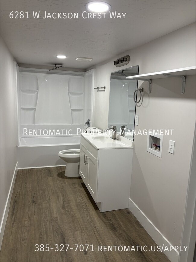 Photo - 6281 W Jackson Crst Wy