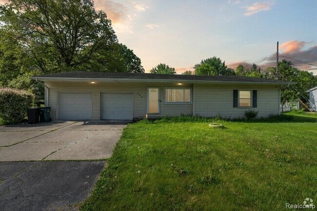 Building Photo - 500 Trombley Rd Rental
