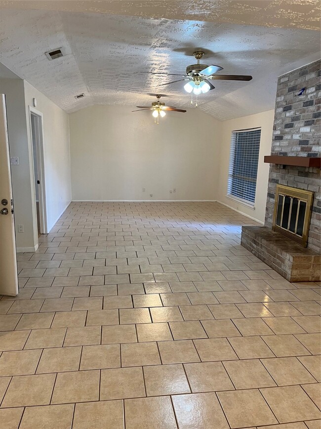 Photo - 24022 Tayloe House Ln