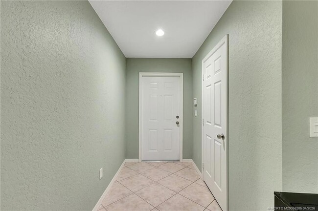 Photo - 2778 SE Birmingham Dr